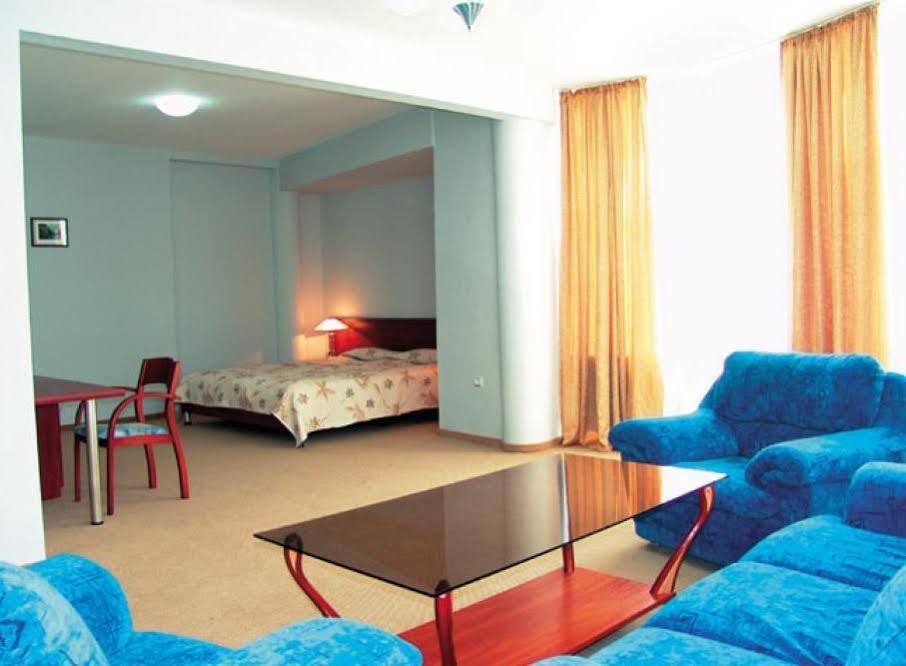 Diana Palace Yambol エクステリア 写真