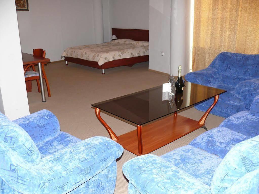 Diana Palace Yambol エクステリア 写真